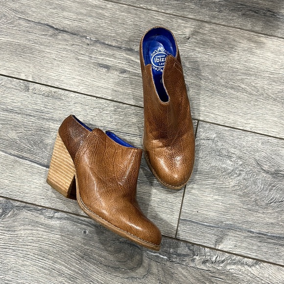 • JEFFREY CAMPBELL • Ibiza Last Vinton Brown Leather Stack Heel Mules Booties - Picture 3 of 6